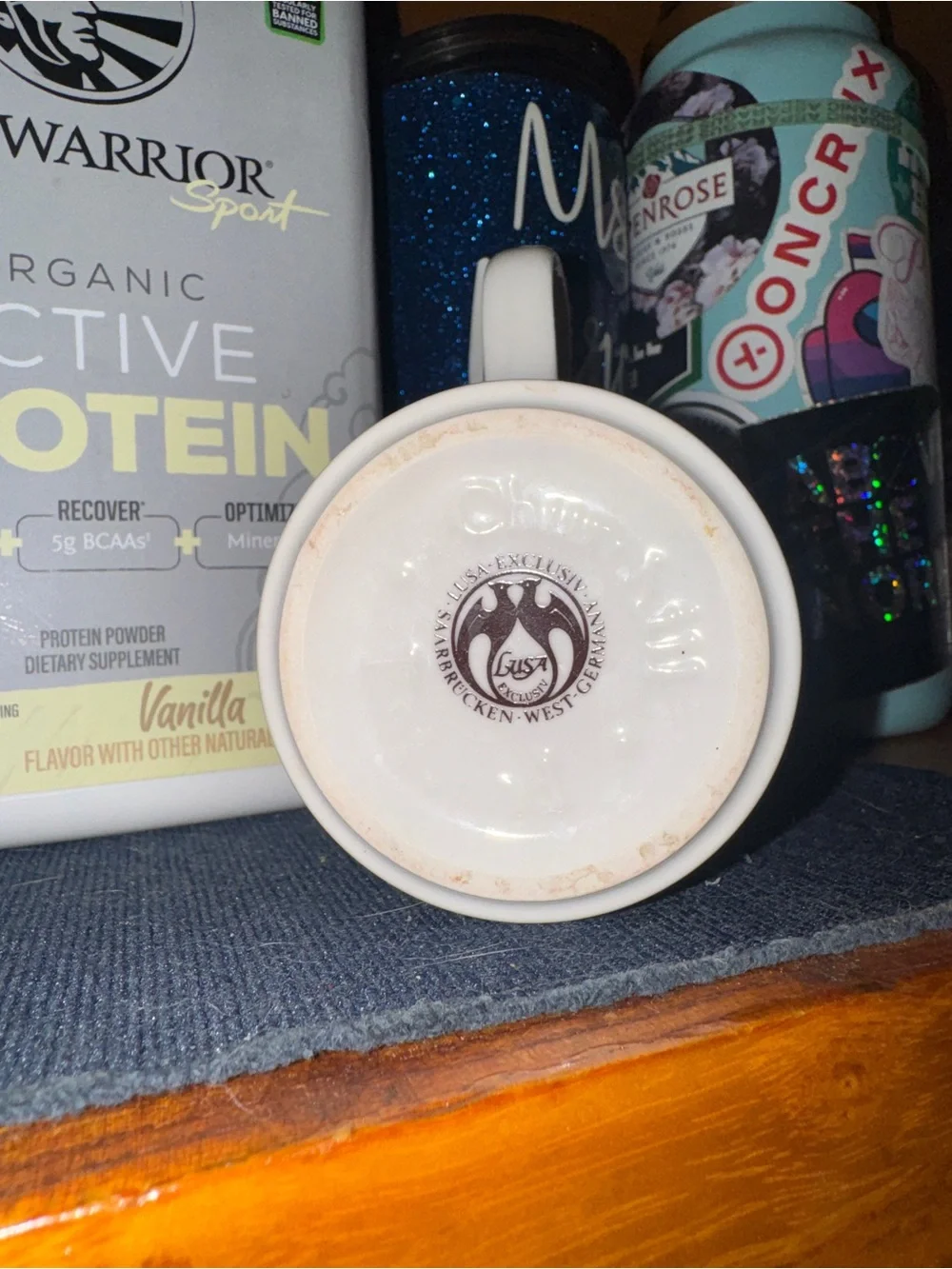 Lusa Exclusiv Ceramic Piece with Distinct Backstamp - Cream & Brown